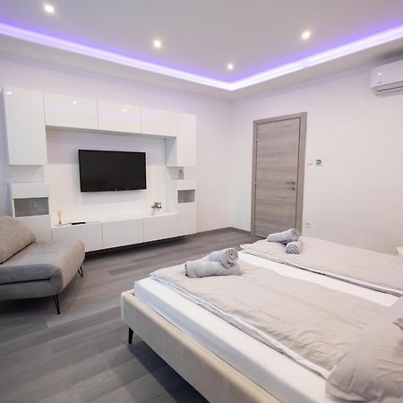 Fonix Apartman Debrecen Eksteriør billede