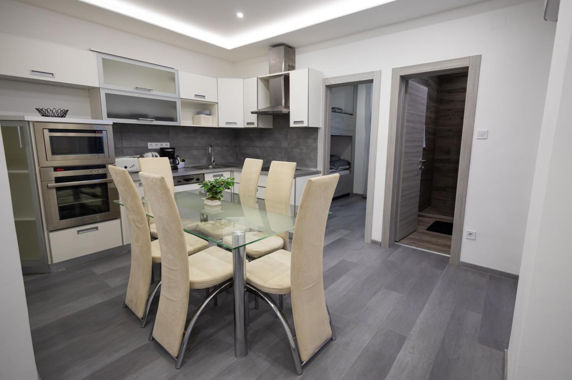 Fonix Apartman Debrecen Eksteriør billede